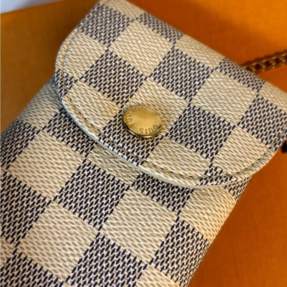 Louis Vuitton Azur Etui Telephone Mm - Picture 2 of 14